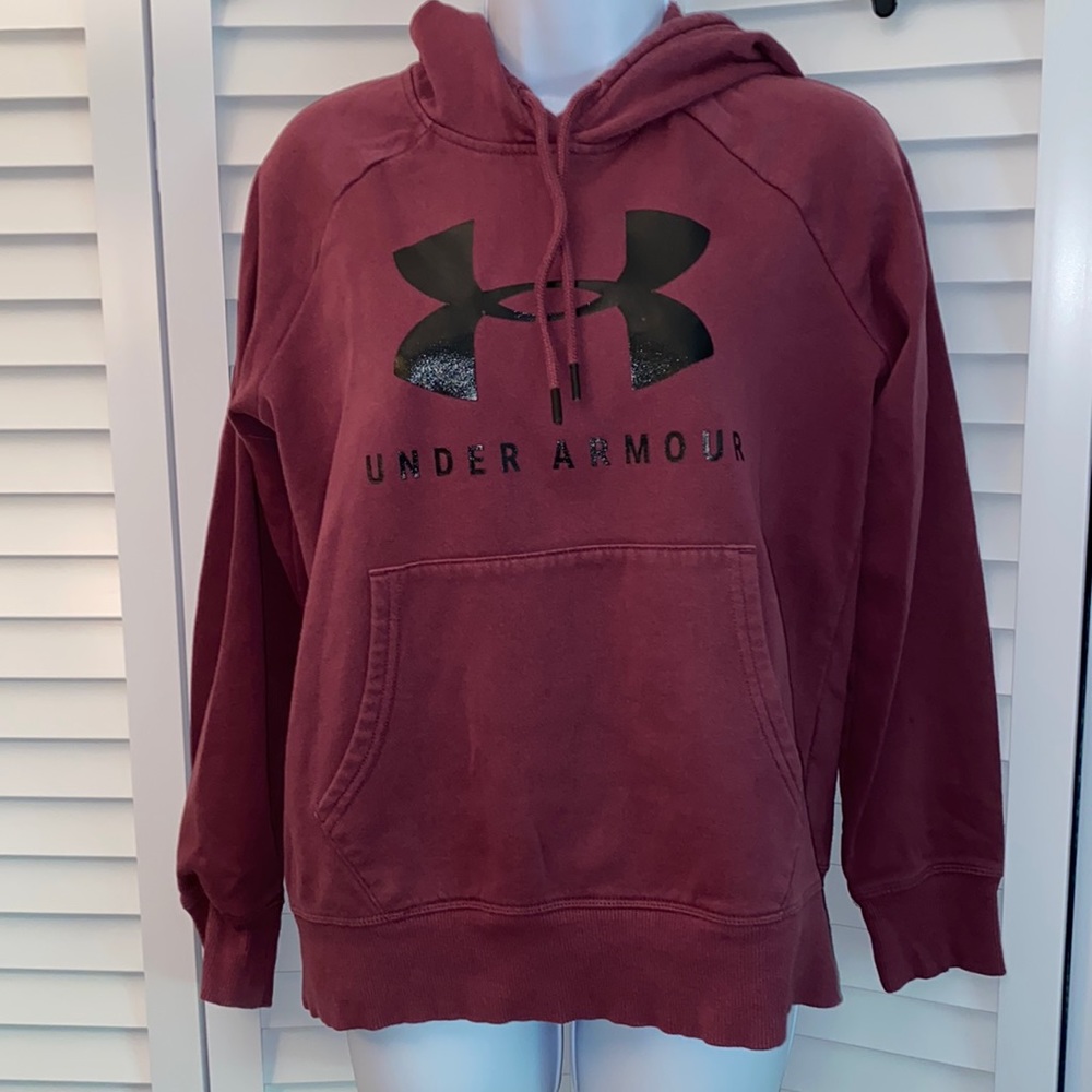 Under Armour women’s XS hoodie maroon